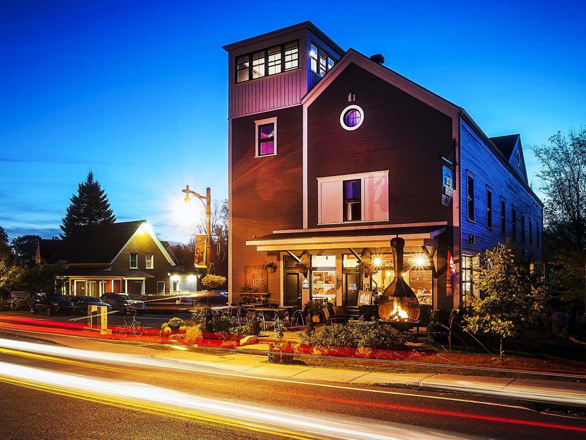 Auberge Sutton Brouerie Dış mekan fotoğraf